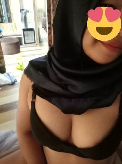 tumblr_pdj9qc2WrV1wet3axo2_250.jpg