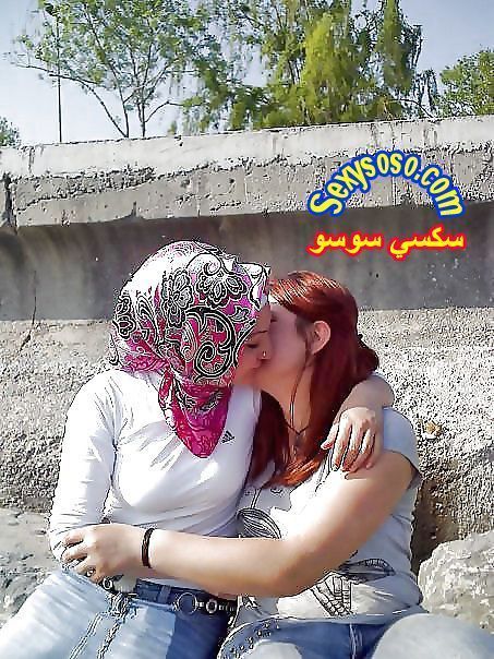 عربيات-محجبات-ليزبيان-1.jpg