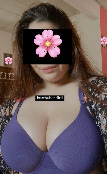 Tumblr_l_7625121568684.jpg