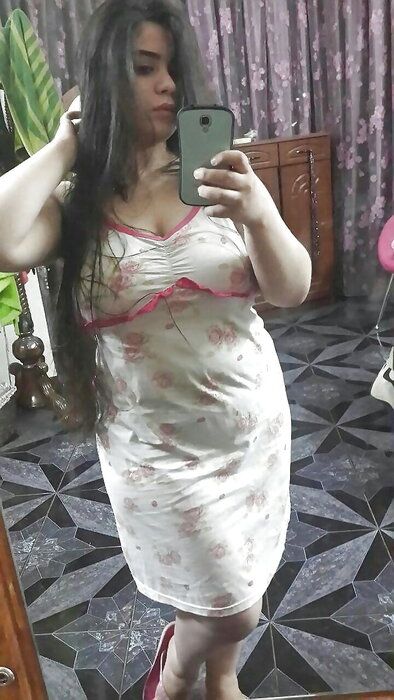 BBW_Big_Boobs_Flashing_Arab_Egyptian_hijab_girl_bbw_naked_4529388-8.jpg