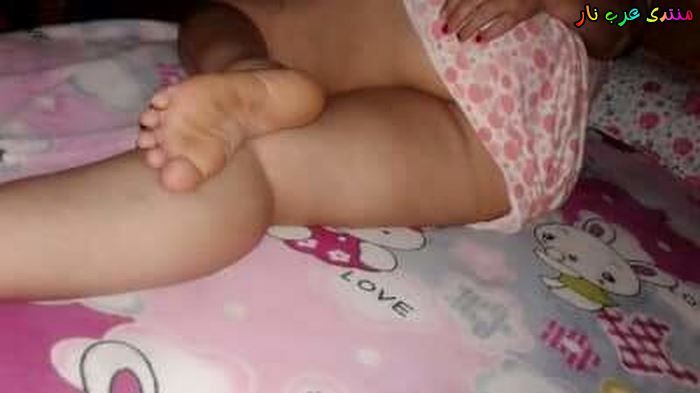 متعة-التجسس-علي-جسم-زوجتي-وتصوير-وهي-نايمة-26.jpg