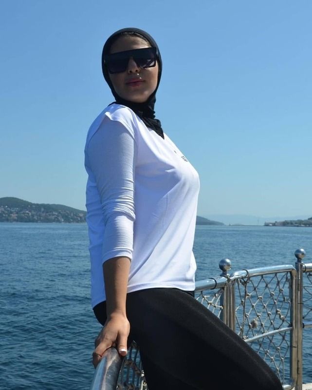 world.hijab.girls_٢٠٢١٠٩١١_٠٢٢٧٣٩_3.jpg