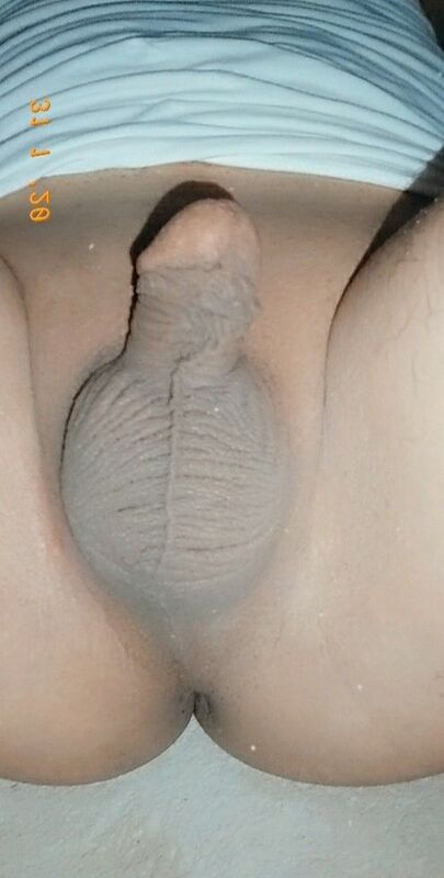 ورع سالب ممحون يعرض طيزه منيوك اييض ناعم نيك٠٩٦.jpg
