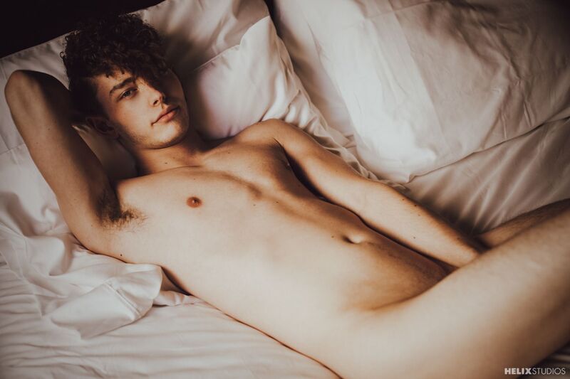 Tumblr_l_870058092857628.jpg