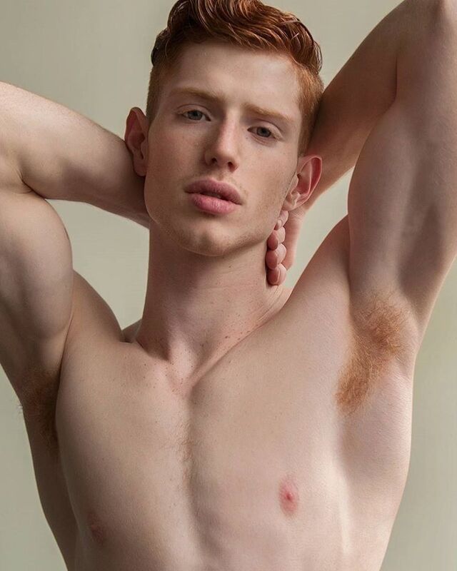 Tumblr_l_996301197195622.jpg
