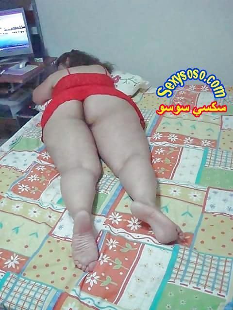تجسس-على-الزوجة-وهي-نايمة-عريانة-12.jpg