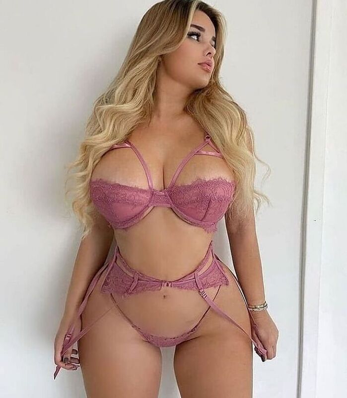 5712