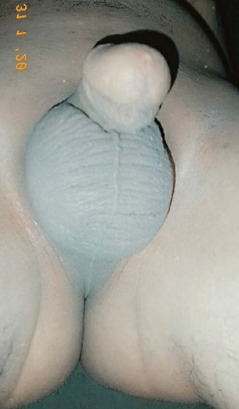 ورع سالب ممحون يعرض طيزه منيوك اييض ناعم نيك٠٨٤.jpg