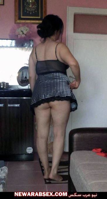 يصور-مؤخرة-مراته.jpg