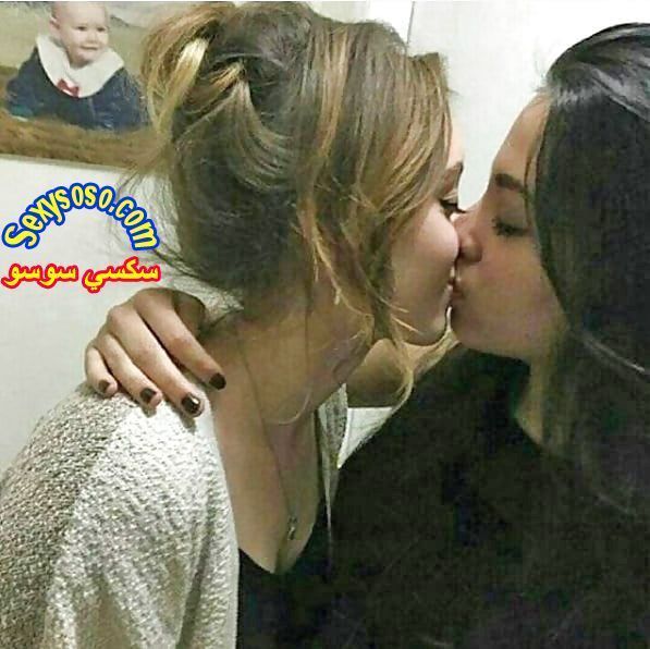 بنات-عرب-بيبوسو-شفايف-بعض-12.jpg