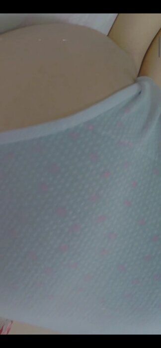 Screenshot_2022-05-11-03-09-08-245_com.miui.videoplayer.jpg