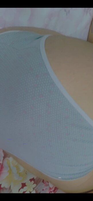 Screenshot_2022-05-11-03-09-04-294_com.miui.videoplayer.jpg