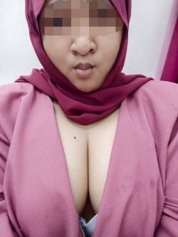 tumblr_3df2e7c247dd6fa7532eaf1936d4df59_2719e2d7_250.jpg